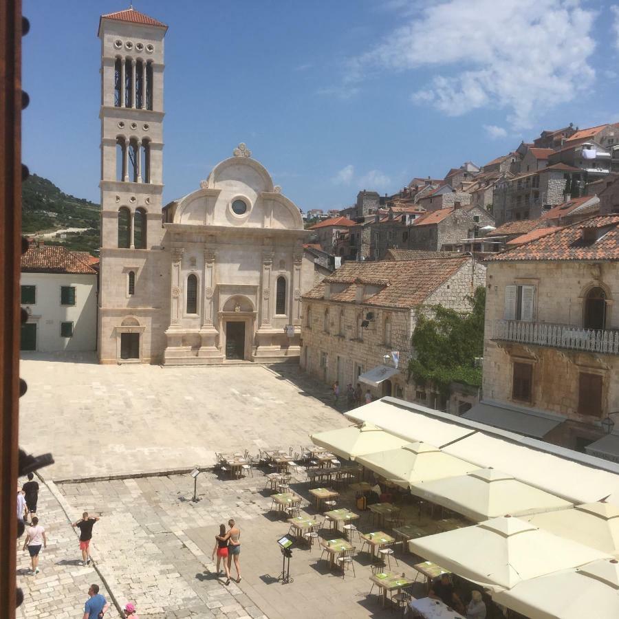 Hvar Piazza Apartment Hvar Town Exterior photo